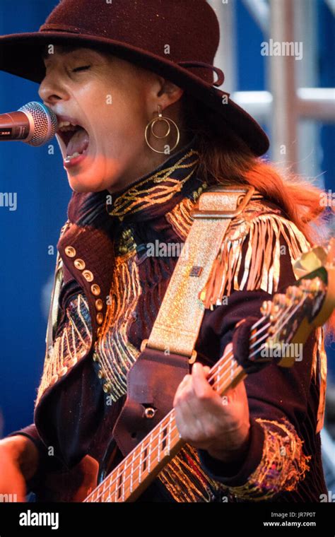 6 Hot Sexy Ida Nielsen Bikini Pics