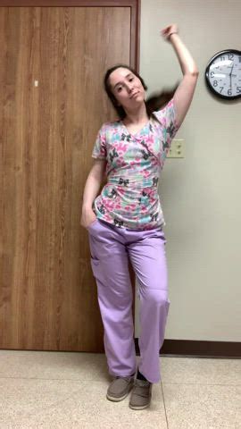 A Lil Anal On The Job Scrolller