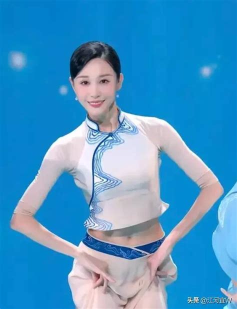 央視春晚10位女星唯美造型30張高清照片，穎寶清雅楊紫甜雙宋可愛 每日頭條