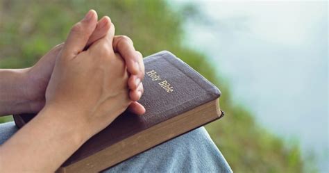 16 Bible Verses For Developing Intimacy With God