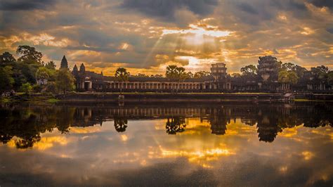 Bing HD Wallpaper Mar 19, 2020: Sunburst at Angkor - Bing Wallpaper Gallery