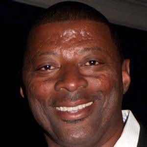 Carl Banks - Bio, Family, Trivia | Famous Birthdays