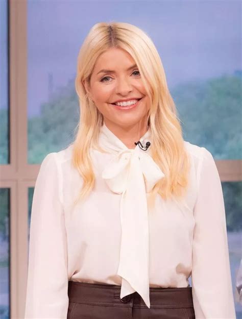 Holly Willoughby Leaves Fans Worried As She Shares Emotional Hug With