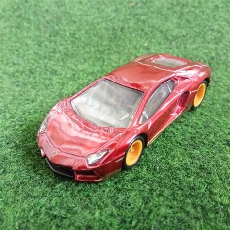 HOT WHEELS 2018 SUPER TREASURE HUNT LAMBORGHINI AVENTADOR MIURA HOMAGE STH Shopee Malaysia