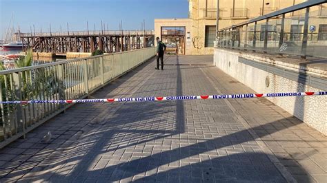 Homicidio Torrevieja Eras De La Sal Ayuntamiento I La Guardia Civil