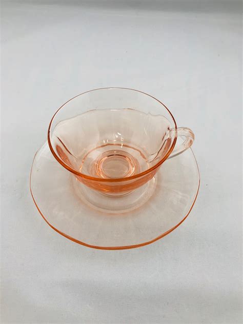 Set Of 8 Pink Depression Glass Tea Coffee Cups And Saucers Etsy