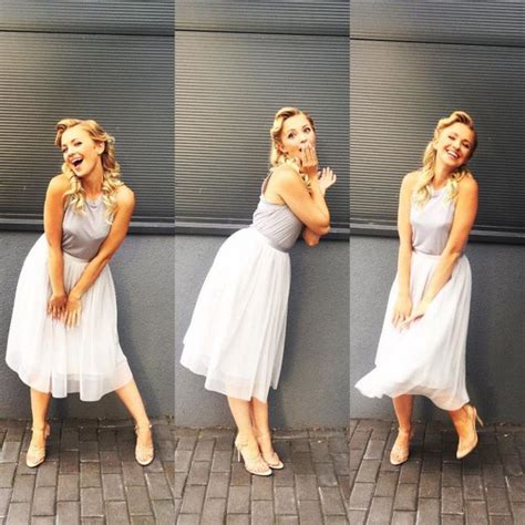 Sandały nude do czego noszą je celebrytki Pudelek