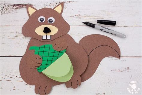 Easy Movable Squirrel Craft Kids Craft Room