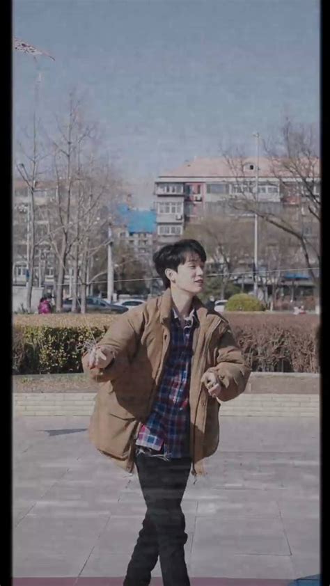 cdrama tweets on Twitter ZhouYirans studio shares new vid 周翊然