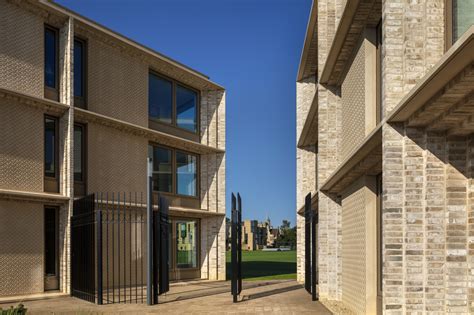 Balliol College Master's Field Development | Projects | Níall McLaughlin