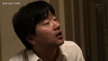 A Beautiful Mature Woman She S Secretly Moaning And Groaning With Pleasure If You Still