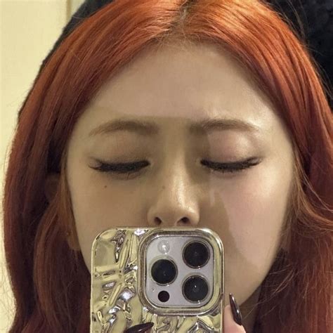 Le Sserafim Yunjin Girl Icons Pretty People Orange Hair