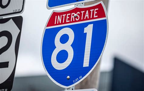 Crash On I 81 In Dauphin County Closes All Southbound Lanes