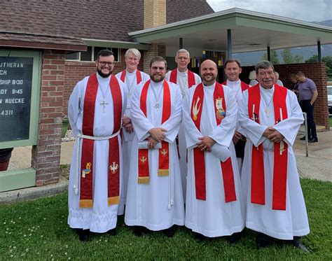 Calling The Congregation: 5 Steps To Answer God's Call And Become A Lutheran Pastor