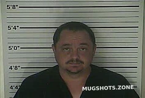 LEWIS JEREMY JOHN 07 18 2022 Leslie County Mugshots Zone