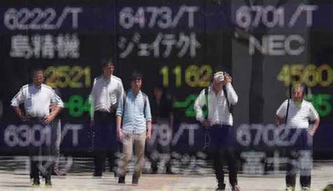 日経平均は3日続落､一時600円超安から切り返す 円高一服で安心感｜会社四季報オンライン