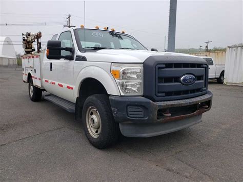 2014 Ford F350 4WD W Enclosed Lo Utility Body Online Government