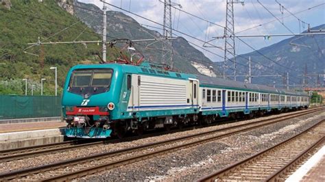 TRENI PER LA LIGURIA Potenziati I Collegamenti Estivi 18 Treni In