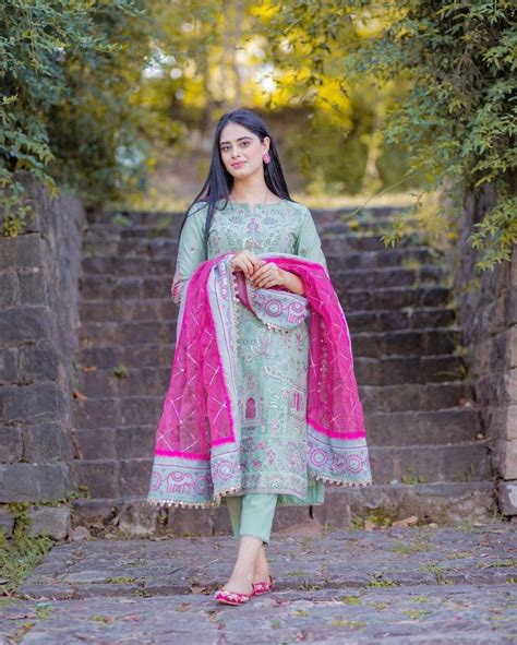 Rimsha Waheed Kiani In 2023 Stylish Short Dresses Casual Dresses