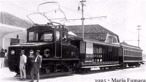 Sequência de fotos históricas das estações e dos trens da Ferrovia