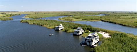 River Cruises in Africa - Hotels, eco-lodges and waterways