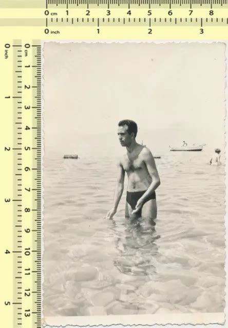 1959 SHIRTLESS GUY Man Male Beach Trunks Bulge Gay Int Vintage Photo