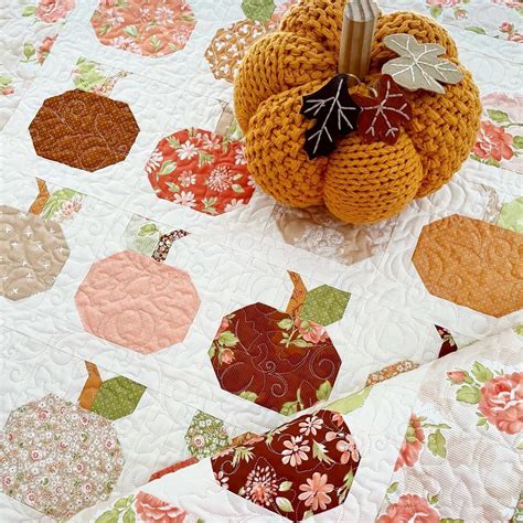 21 Halloween Quilt Patterns for Your Seasonal Decor