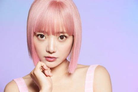 From Brunette To Blonde The Art And Science Behind Professional Hair