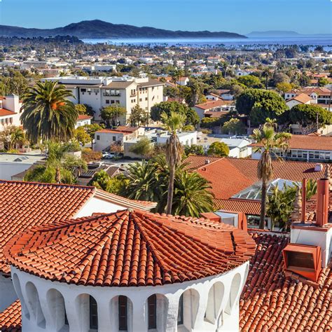 Santa Bárbara | EF Idiomas no exterior (50+ anos)