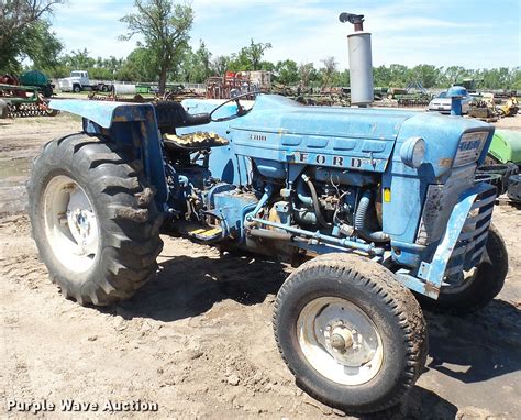 Ford 3400 Tractor In Kinsley Ks Item Do9745 Sold Purple Wave