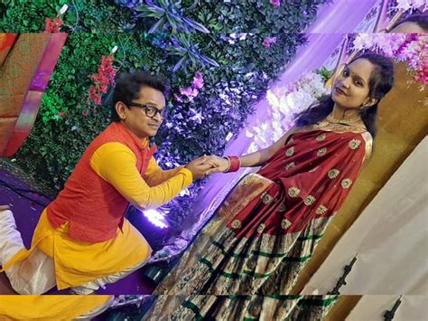 Ankur Wadhave Special Post On A Special Post For The Wife Of The Chala Hawa Yeu Dya Fame Ankur