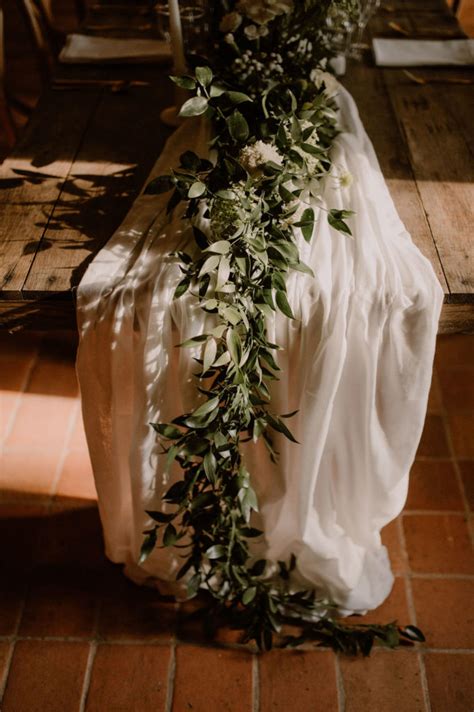 Un mariage chic à l Abbaye Notre Dame de Fontaine Guérard