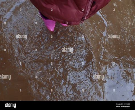 Feet Mud Puddle High Resolution Stock Photography And Images Alamy