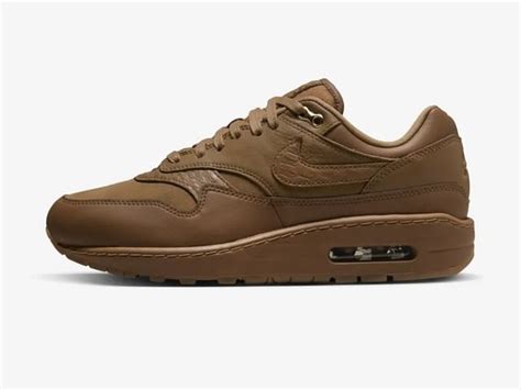 5 best Nike brown sneakers for women