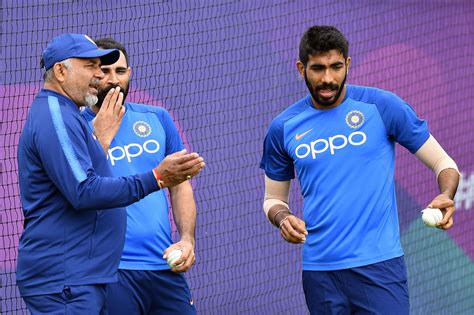 India bowling coach Bharat Arun with Mohammed Shami and Jasprit Bumrah ...