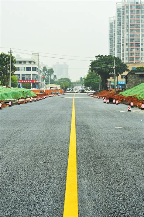 海口秀英区秀英一横路、海交路两条“断头路”建成通车