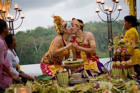 Balinese Wedding Traditions