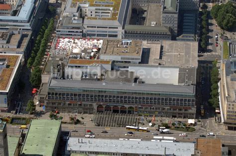 Stuttgart Aus Der Vogelperspektive Blick Auf Den Hindenburgbau In Der