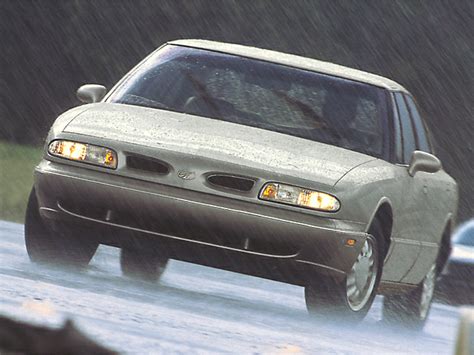 1999 Oldsmobile Eighty Eight Specs Prices MPG Reviews Photos