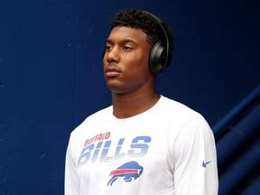 Needy Raiders reportedly acquire Bills' Zay Jones | Canoe.Com