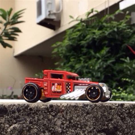 Jual HOT WHEELS BONE SHAKER RED Shopee Indonesia