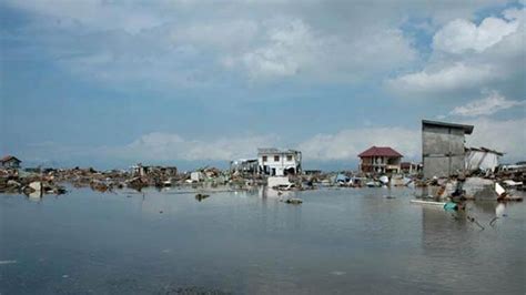 Tarihteki en yıkıcı 10 tsunami Molatik Doğa