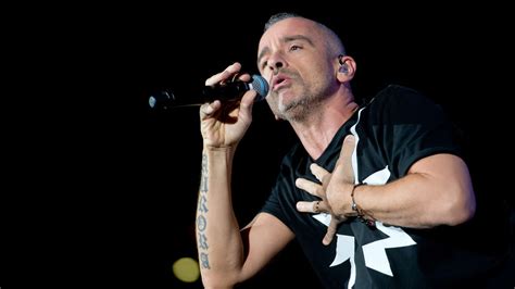 Mannheim Eros Ramazzotti Mit Neuem Album Vita Ce N E Auf Tour 2019