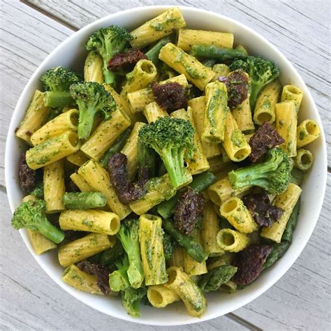 Pasta With Lemony Spinach Pesto And Veggies Recipes