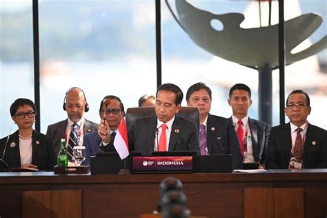 Buka KTT ASEAN 2023 Presiden Jokowi Optimis ASEAN Jadi Pusat