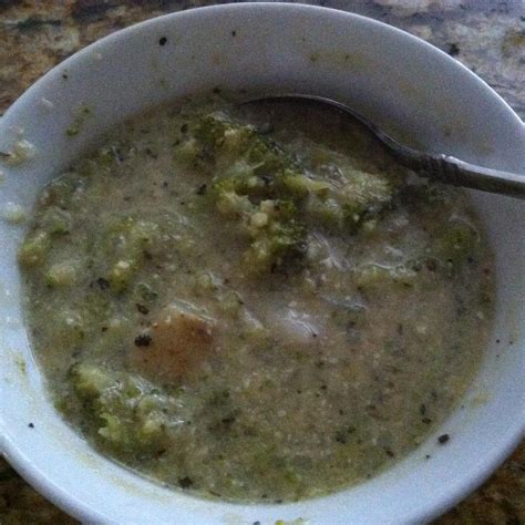 Vegan Broccoli Soup Recipe