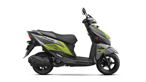 Suzuki Pr Sente Le Scooter De Banlieue Avenis En Inde Wash Wash