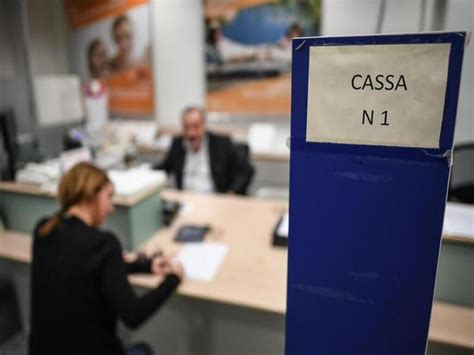 Aumenti Stipendi A 280mila Bancari 2023 Da 435 A 800 Euro In Busta