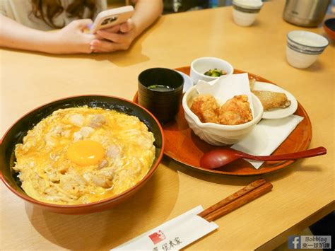 名古屋美食串燒 鳥開 總本家、推好吃親子丼、烤物炸物一般 來一球叭噗