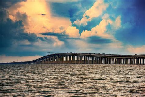 60+ Lake Pontchartrain Bridge Stock Photos, Pictures & Royalty-Free ...